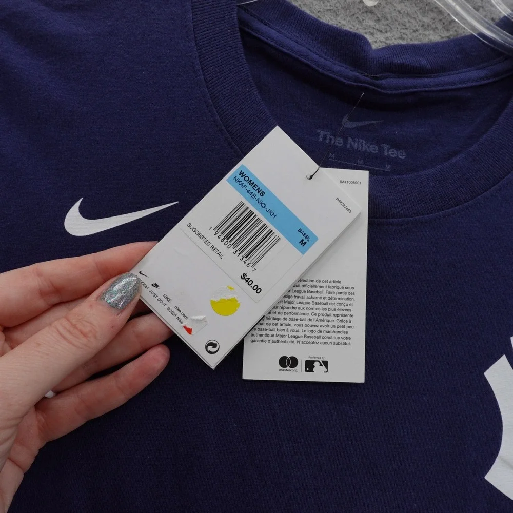 The Nike Tee New York Yankees MLB TShirt Womens Size Medium DJ LeMahieu‎ NWT